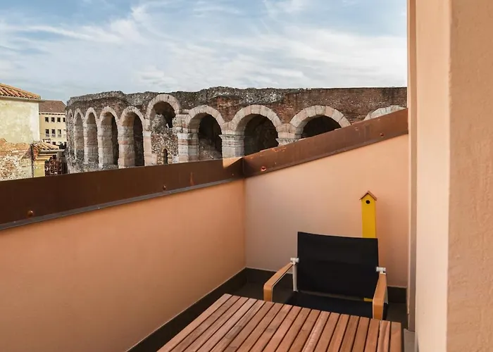 Arena's Hospitality بيت ضيافة فيرونا